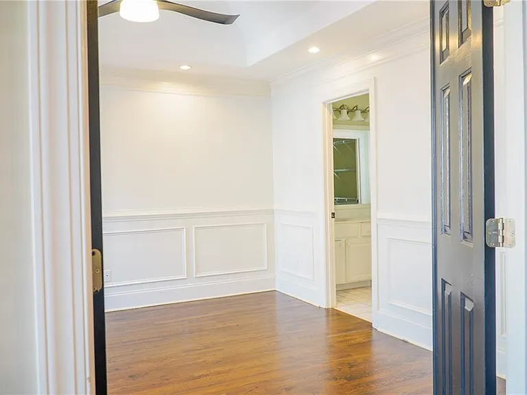 1127 Ashton Bluff Dr — Photo 14