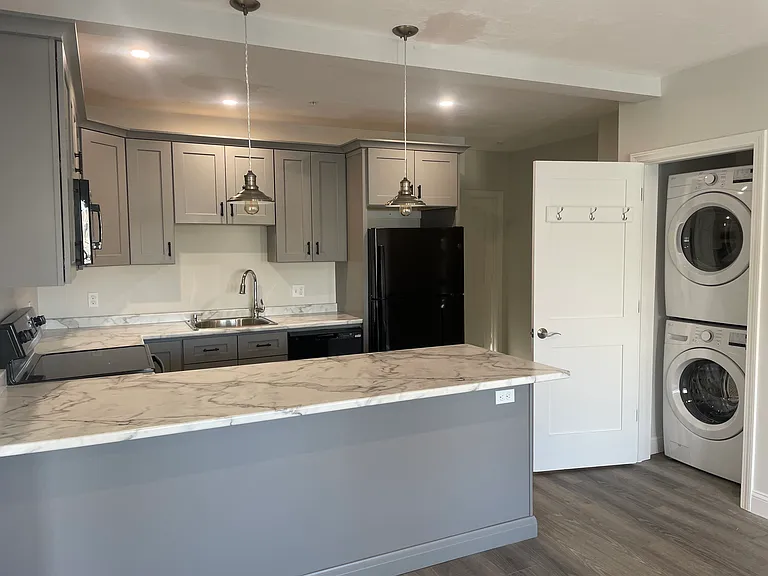16 Wendell St #1 — Photo 4