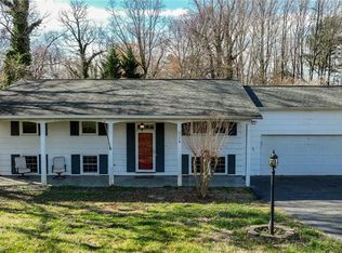 524 Mark Ln, N Wilkesboro, NC 28659