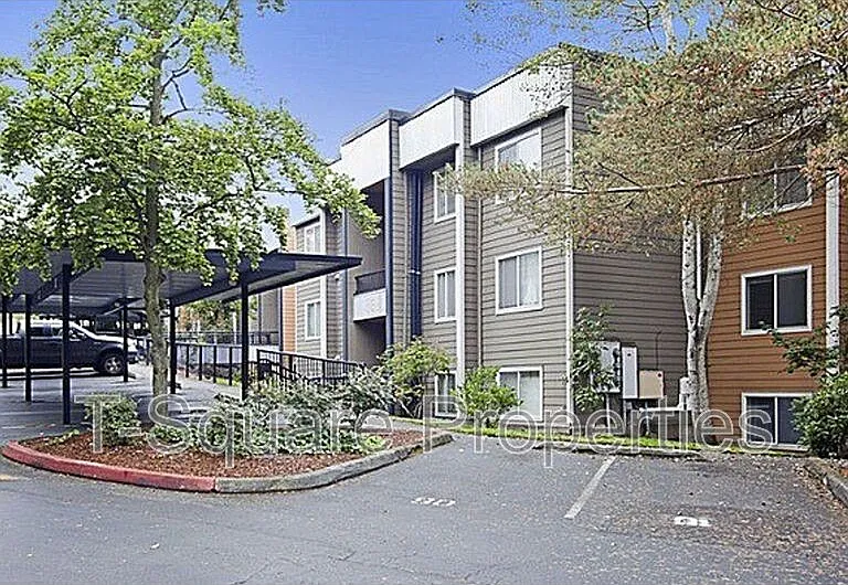 726 Kirkland Cir #C-103 — Photo 1