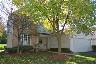 553 Rose Ln photo 1