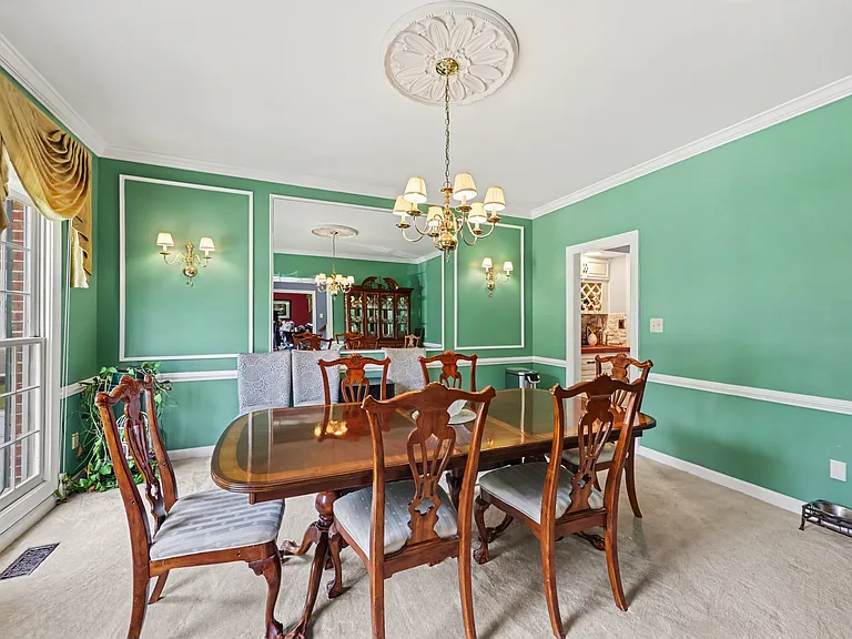 16652 Purcival Ct — Photo 34