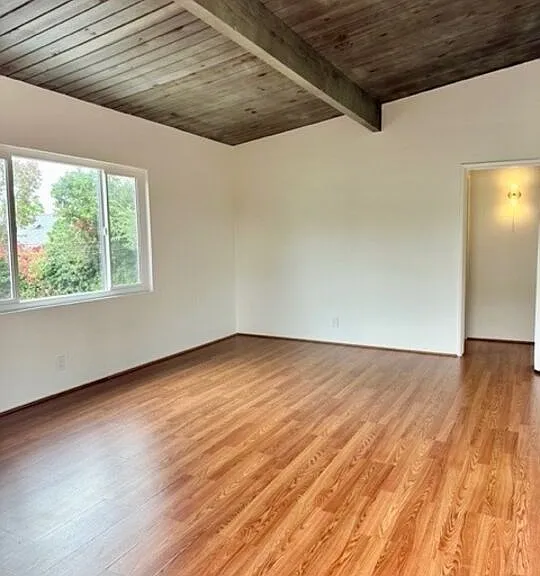 2215 Orange Grove Ave — Photo 3