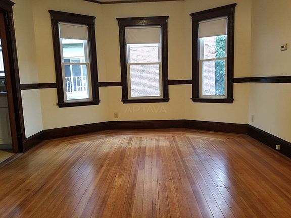 3rd image of 64 Park St #2-DUPE2