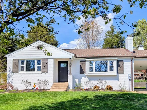 906 W Washington St, Middleburg, VA 20117