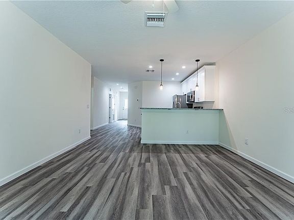 2nd image of 2015 Bates Ave #1