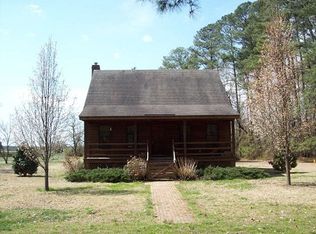 136 Isom Ln, Windsor, NC 27983