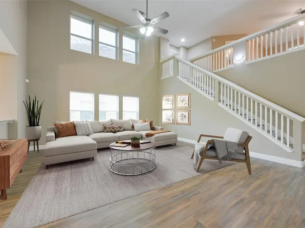 101 Cheyenne River Drive, La Marque, TX 77568