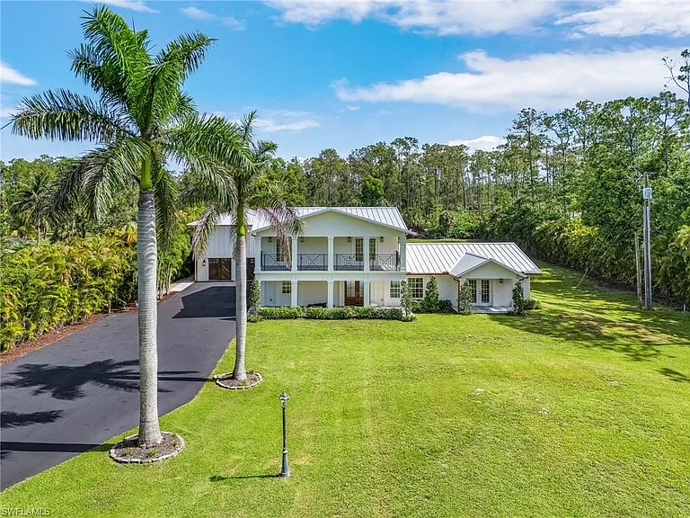 6155 Standing Oaks Ln — Photo 46
