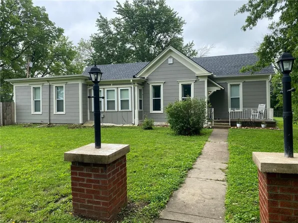 303 S Elm St, Plattsburg, MO 64477