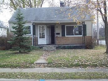1st image of 2642 Holland St