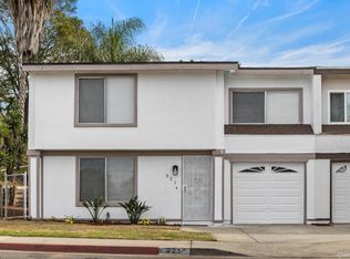 921 Lemon Ave, Vista, CA 92084