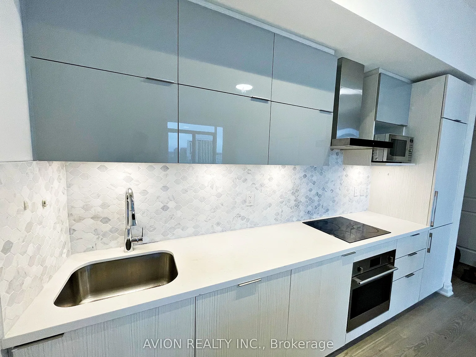 2 bed, $2,880 — Photo 4