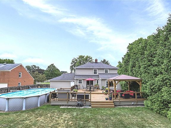 5th image of 22424 Sunnyhill Dr