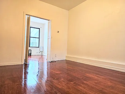 Rented by Virtual Real Estate | media 13