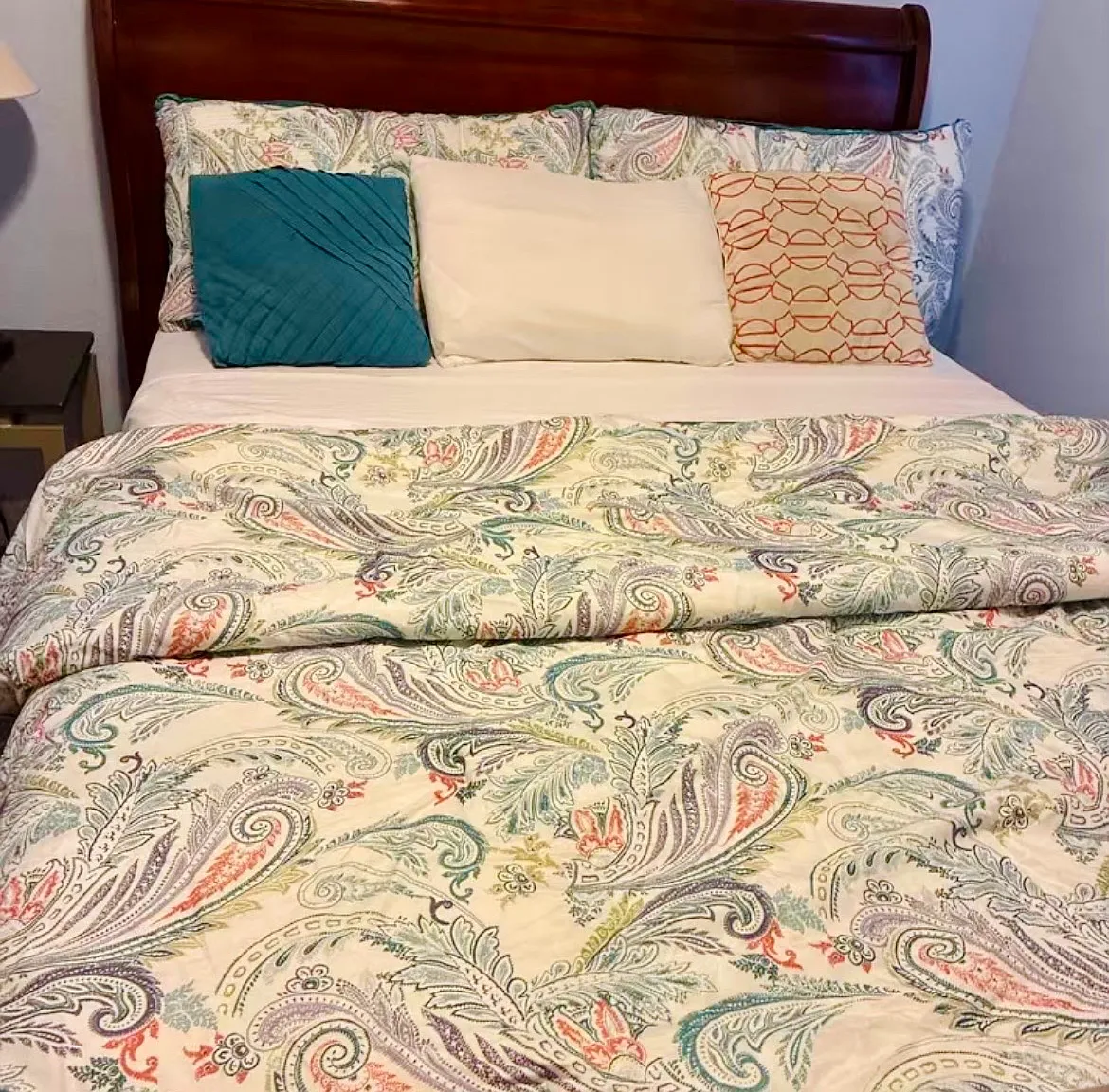 1 bed, $1,000 — Photo 2