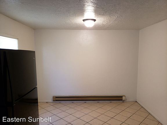2nd image of 120 N Ave E