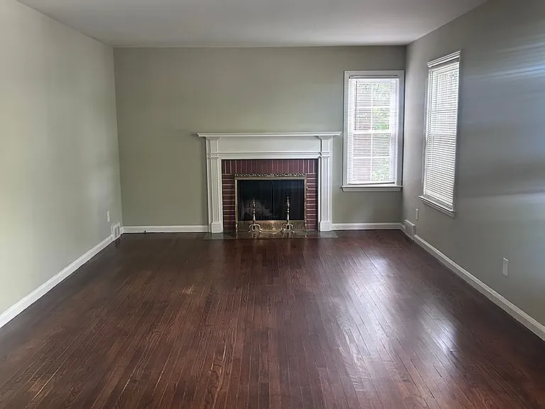 1 bed, 1.0 bath, 1054 sqft, $1,925 — Photo 4
