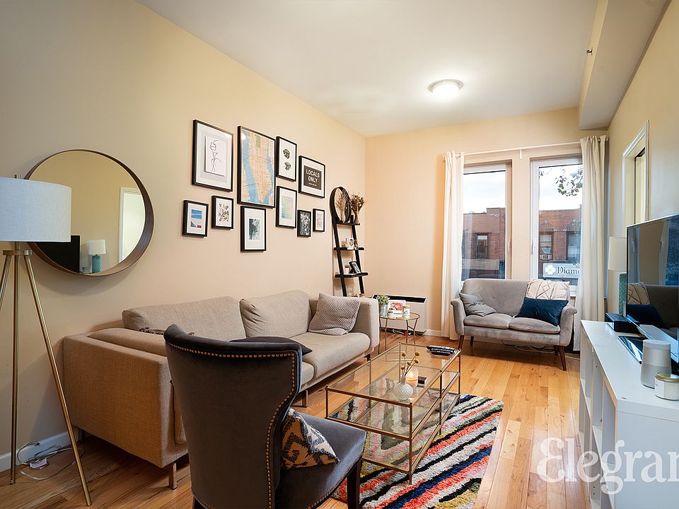 1st image of 3215 Broadway #1