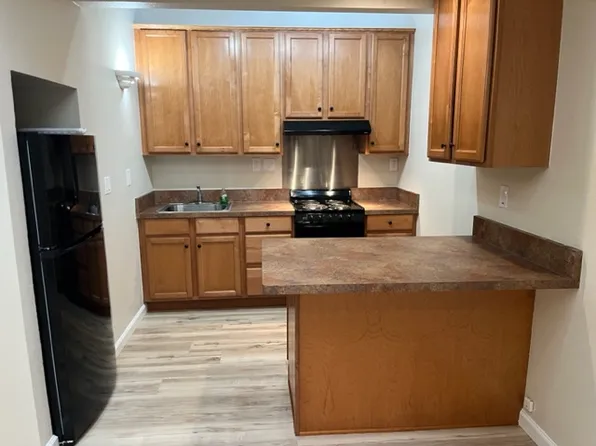 720 The Alameda, El Granada, CA 94018