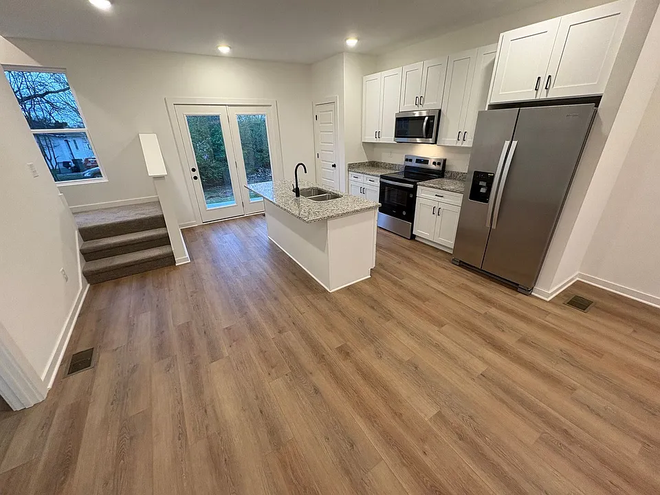 310 Cedar St #5-12