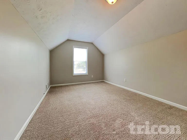 6050 Fieldwood Ln — Photo 11
