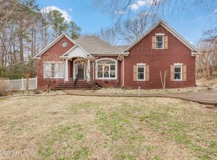 373 Edenwood Dr, Jackson, TN 38301