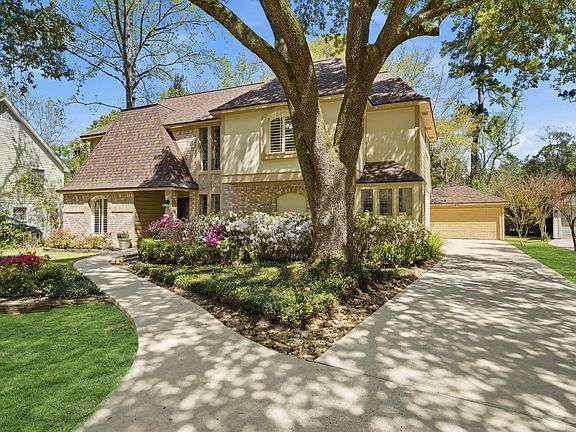 2nd image of 20 Falling Star Rd