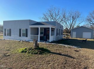 1700 Fleet Cooper Rd, Roseboro, NC 28382