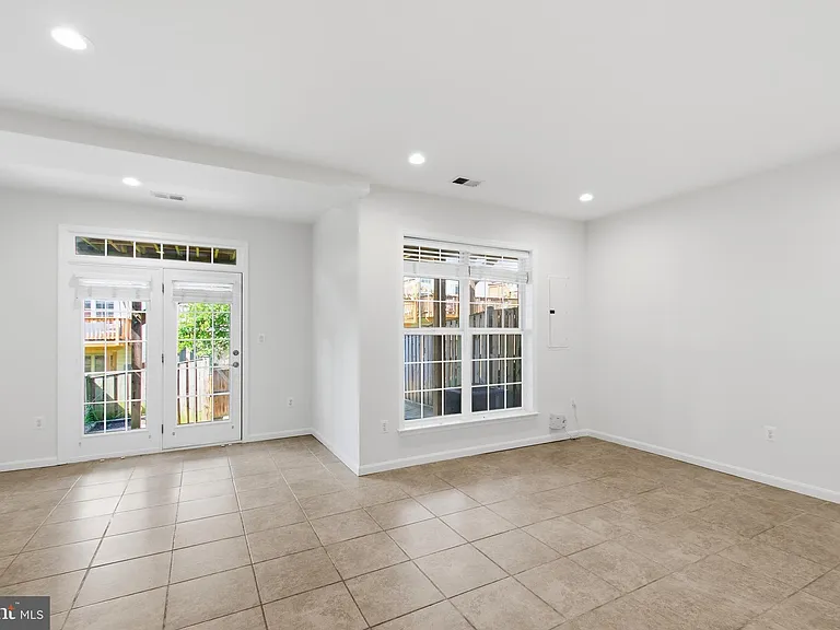 9148 Furey Rd — Photo 32