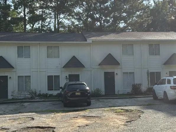 1263 Harris Rd, Ozark, AL 36360