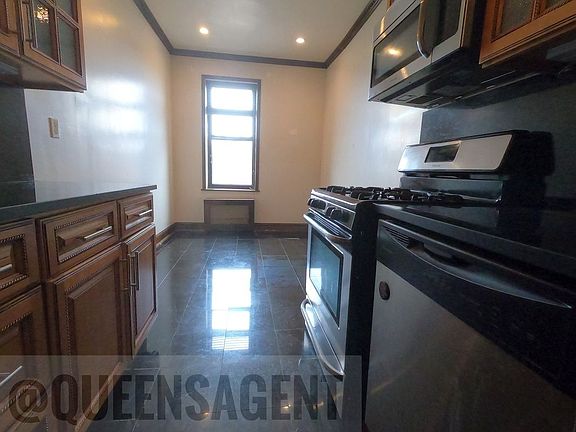 2nd image of 41-00 43rd Ave #D6e