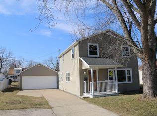 961 Grove St, Neenah, WI 54956