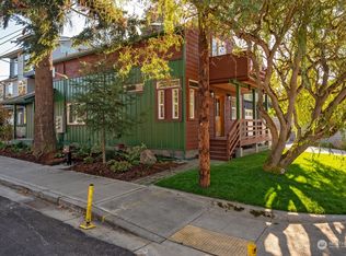 8752 Dayton Ave N, Seattle, WA 98103