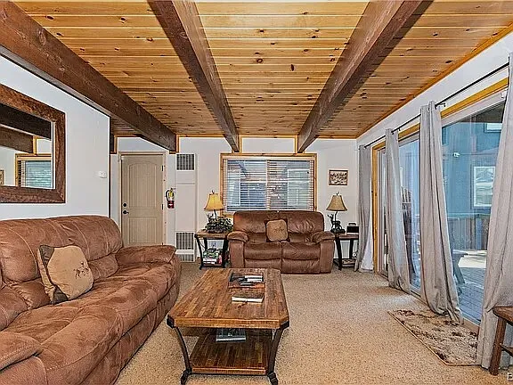 1219 Pigeon Rd — Photo 6