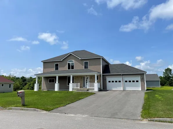 18 Fieldstone Drive, Augusta, ME 04330