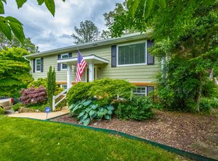 4014 Izlar Dr, Ooltewah, TN 37363