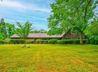 7 Fleet Ct, Northport, NY 11768