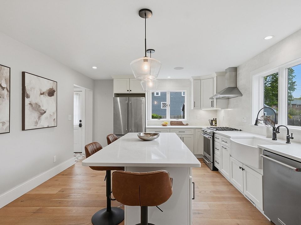 1st image of 6 Everett St