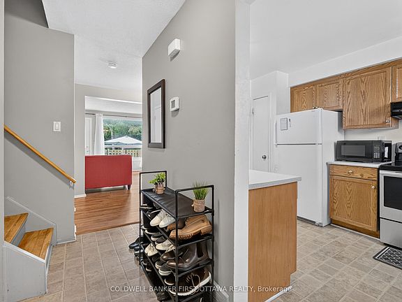 4th image of 1444 Palmerston Dr #98