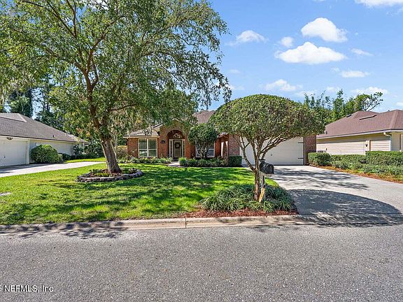4th image of 8956 DEER BERRY Court