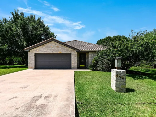 104 Springfield, Horseshoe Bay, TX 78657