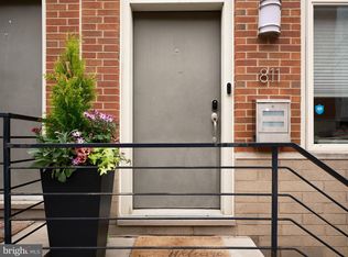 811 Montrose St, Philadelphia, PA 19147