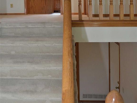 5th image of 6601 Woodthrush Ln