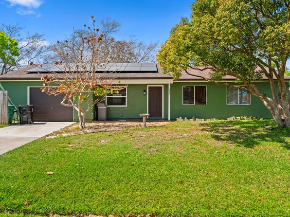 432 SE Whitmore Drive, Port St Lucie, FL 34984