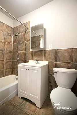 Rented by The Agency | media 29