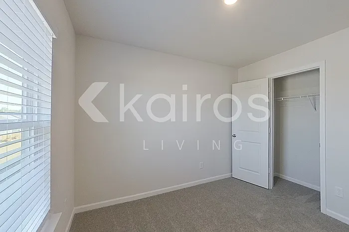 2441 Banyan Cir — Photo 18