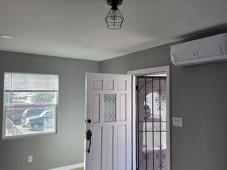 4010 Rockwood St #3/4 — Photo 19