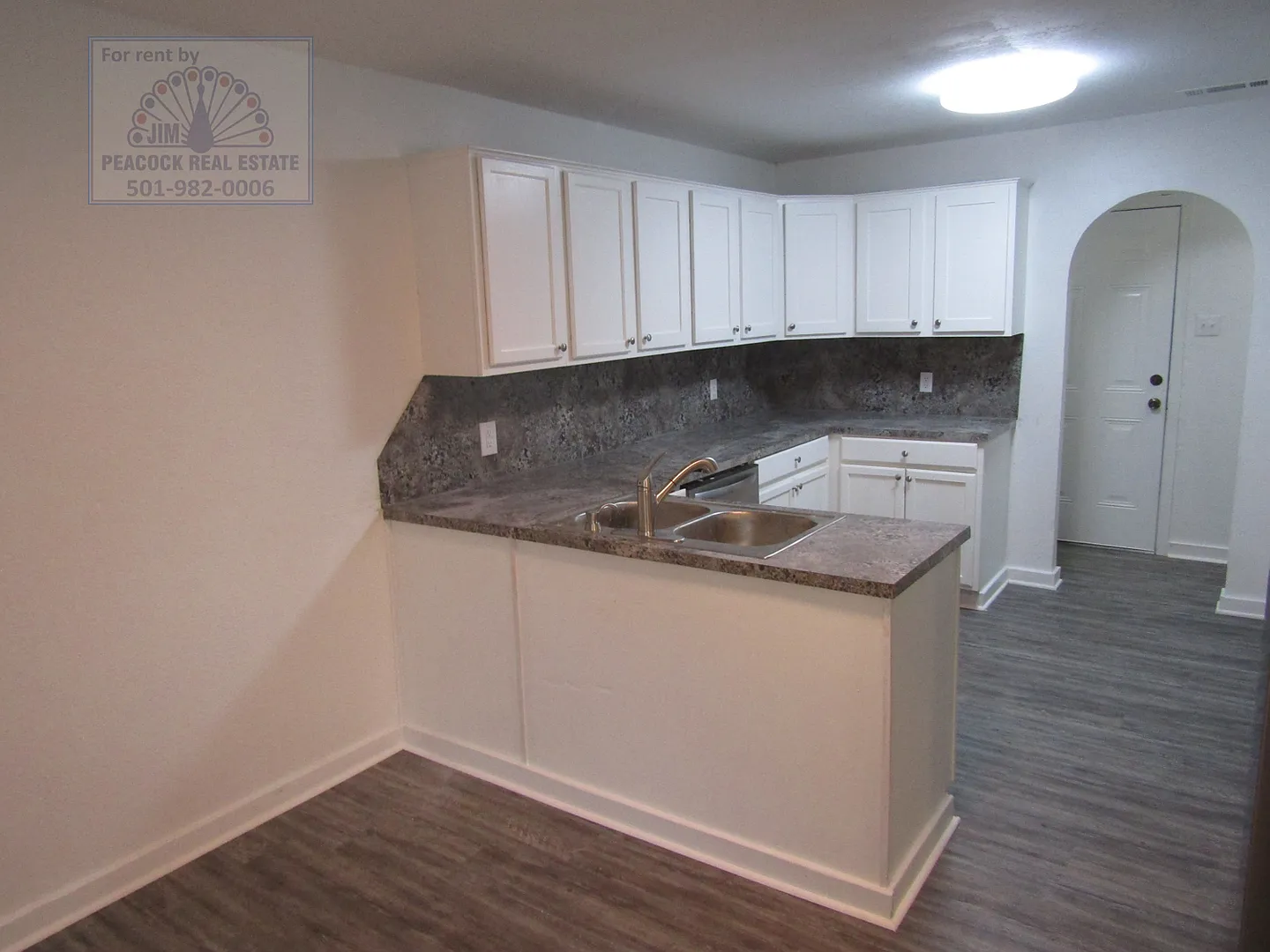 3720 Burks Ave — Photo 4