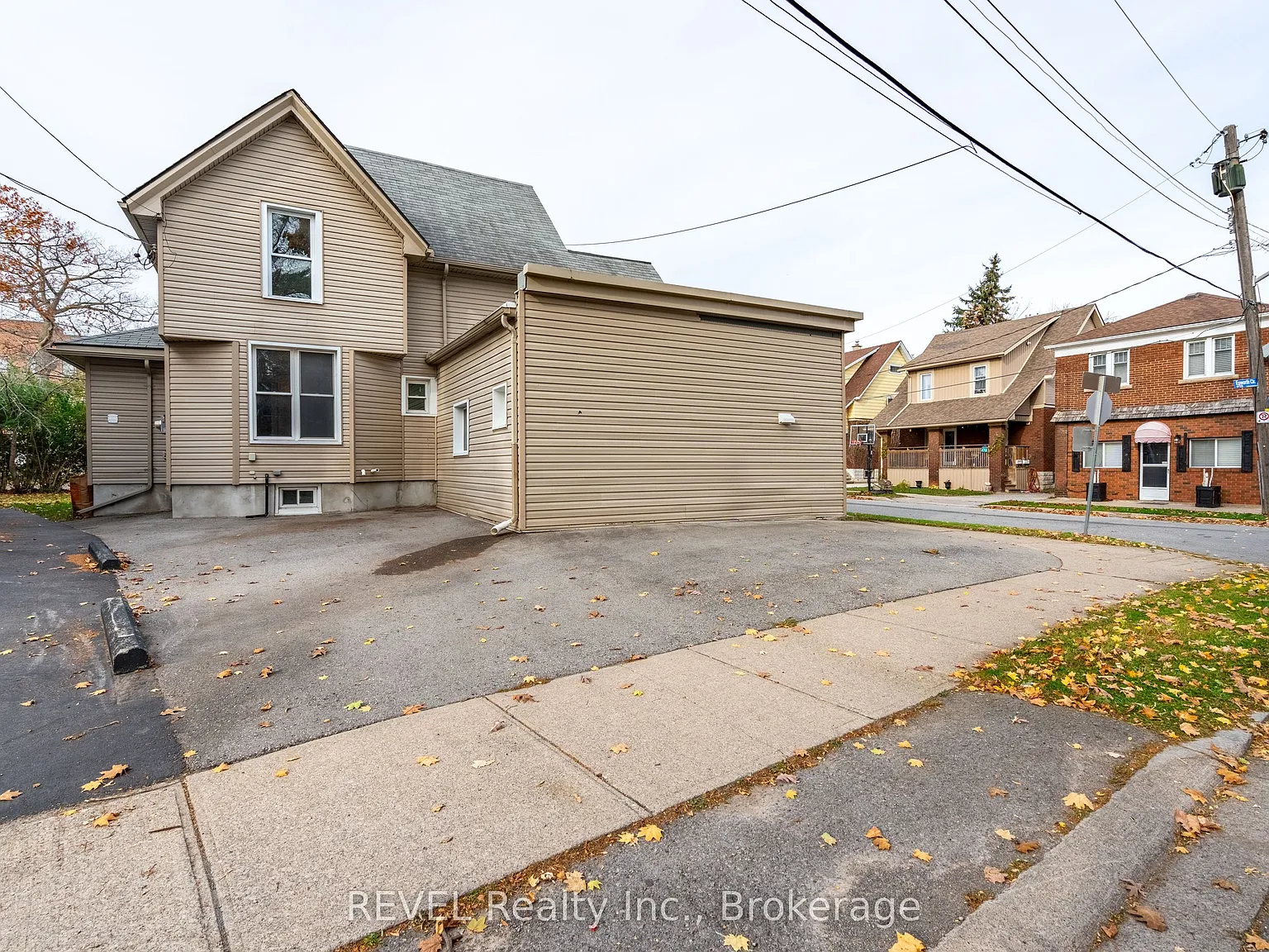 2 bed, $1,750 — Photo 2